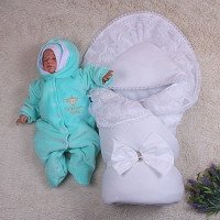 Winter Charm (white) + Brilliant Baby (mahra menthol)
