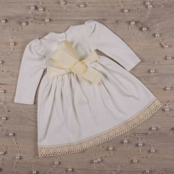 Arina's elegant dress